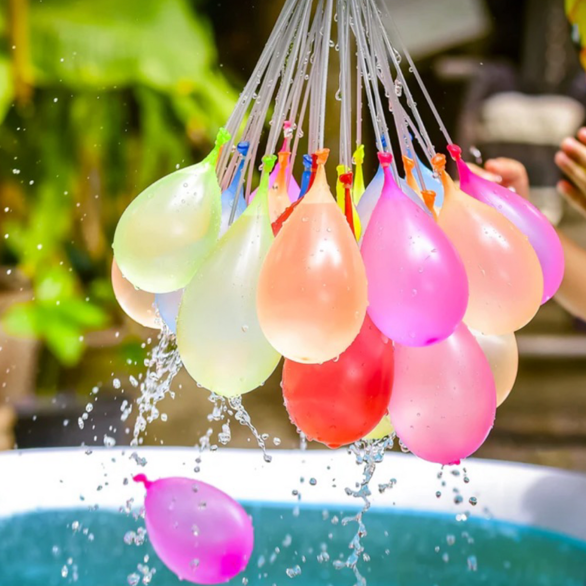2pk Of Self Sealing Water Balloons, 74 Balloons Total- Fill In 60 Seconds!